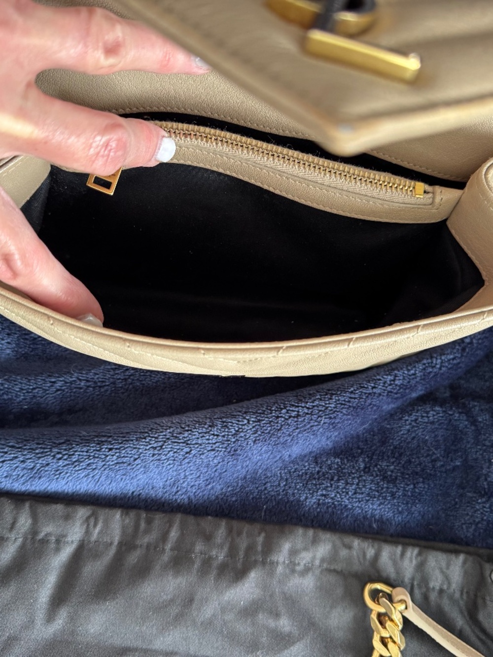 Yves Saint Laurent YSL Medium College Bag in Dark Beige - Picture 15 of 16
